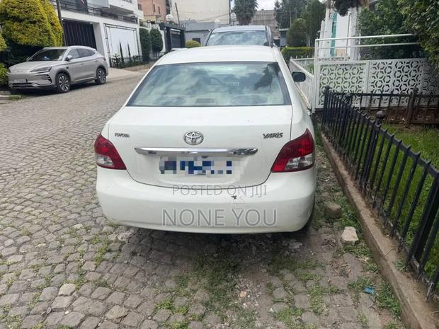 Toyota Yaris 1.3 VVT-i Automatic 2008 White