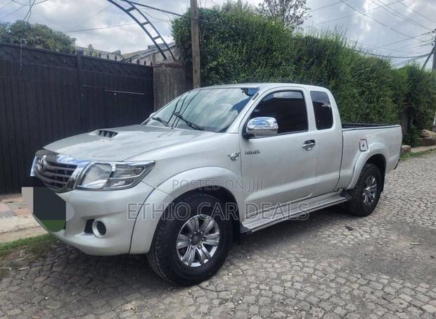 Toyota Hilux 2008 Silver