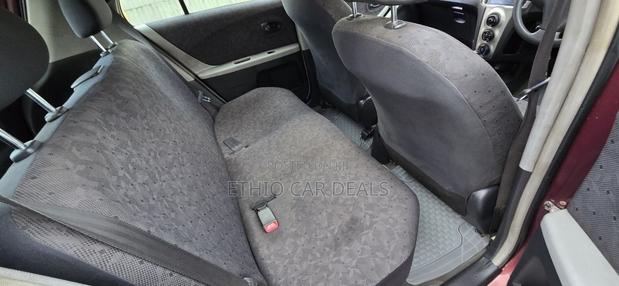 Toyota Vitz 2001 Silver