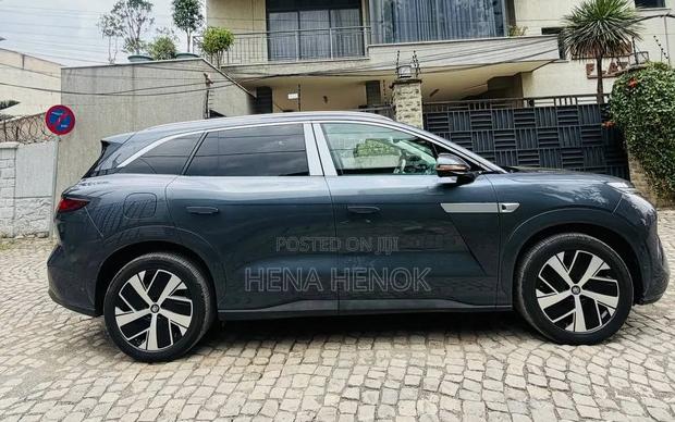 BYD Tang EV 2025 Black