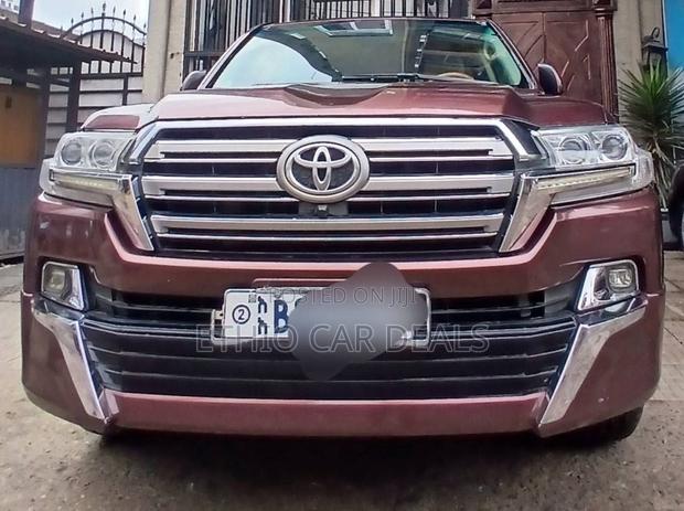 Toyota Land Cruiser 2020 Red