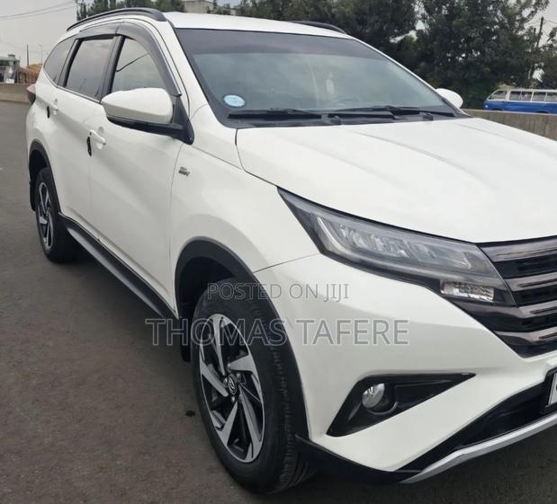 Toyota Rush 2023 White