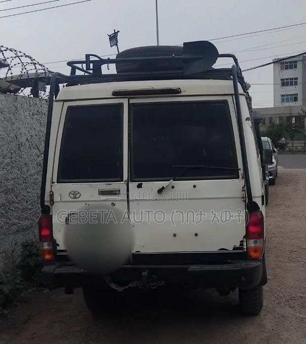 Toyota Land Cruiser 2006