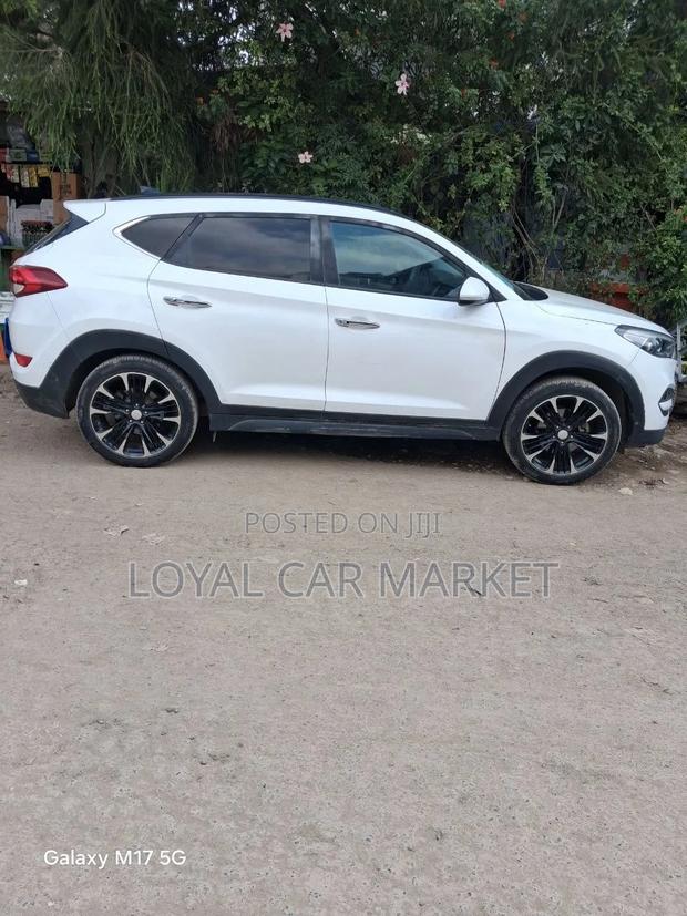Hyundai Tucson 2018 White
