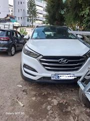 Hyundai Tucson 2018 White for sale
