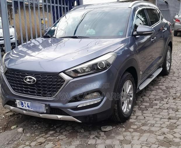Hyundai Tucson 2017 Gray