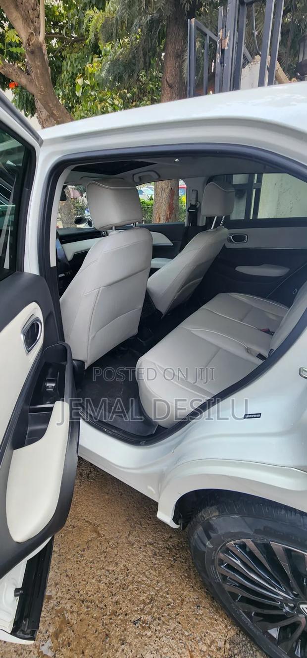 Honda e:NS1 2022 White