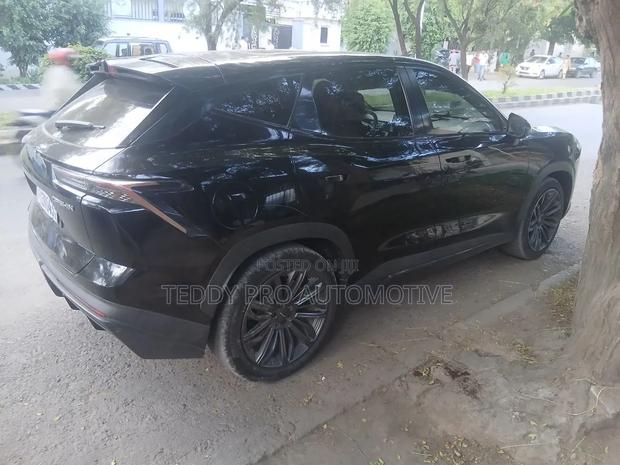 Car 2023 Black