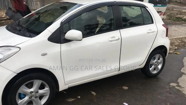 Toyota Yaris 2011 White