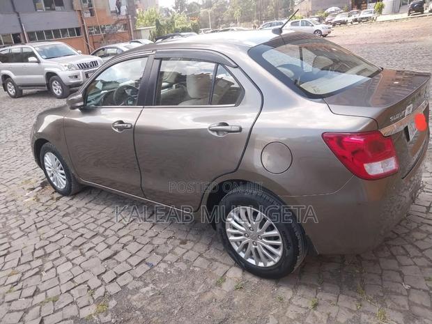 Suzuki Dzire 2022 Gray