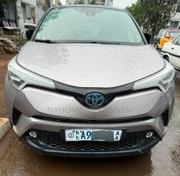 Toyota C-HR 2017 Silver
