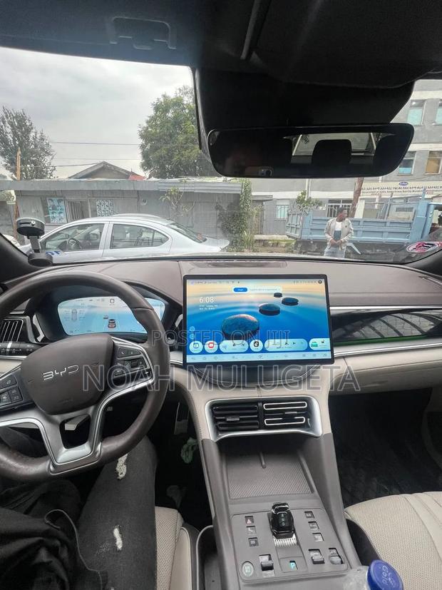 BYD Song Plus 2024 Gold
