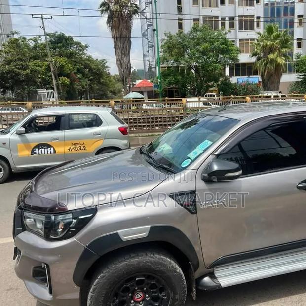 Toyota Hilux 2020