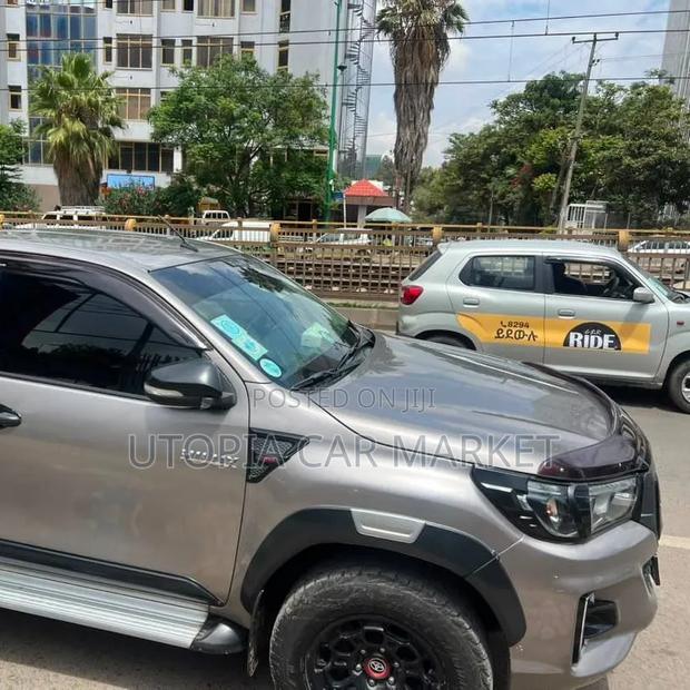 Toyota Hilux 2020