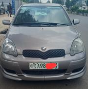 Toyota Vitz 2003 Silver for sale