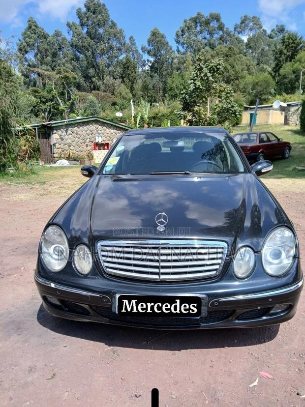 Mercedes-Benz E200 2006 Black