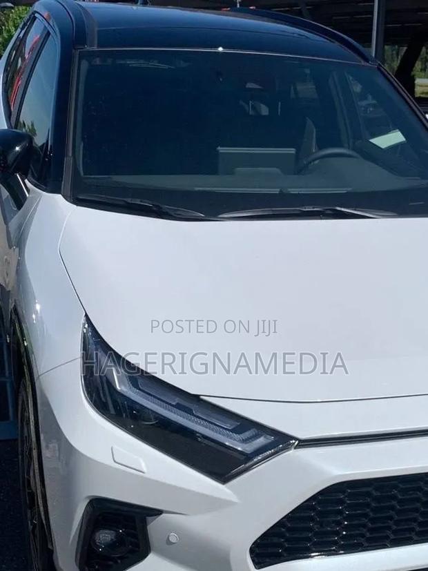 New Toyota RAV4 2025 White