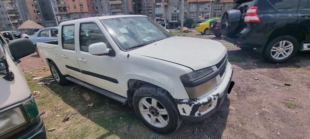 Car 2014 White