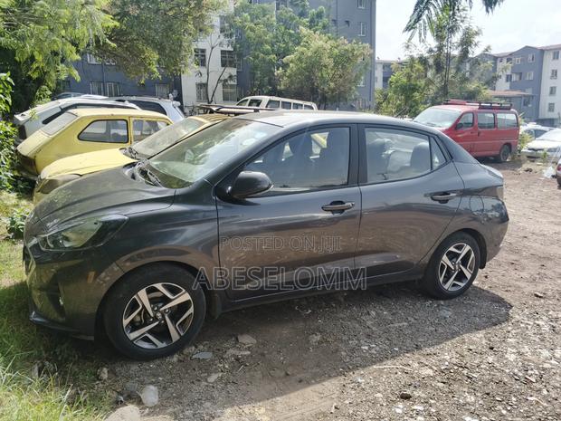 Hyundai I10 2022 Gray