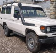 Toyota Land Cruiser 2005 White for sale