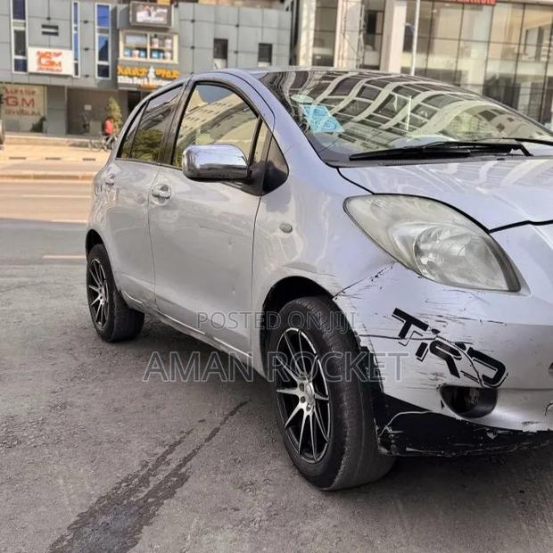 Toyota Yaris 2007 Silver