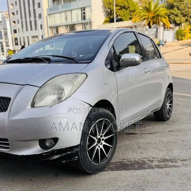 Toyota Yaris 2007 Silver