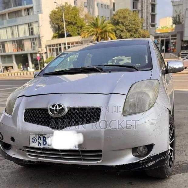 Toyota Yaris 2007 Silver