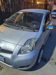 Toyota Yaris 2009 Silver for sale