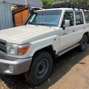 Toyota Land Cruiser 2016 White for sale