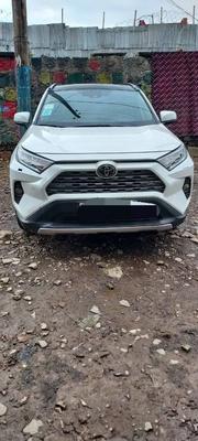 Toyota RAV4 2019 White for sale