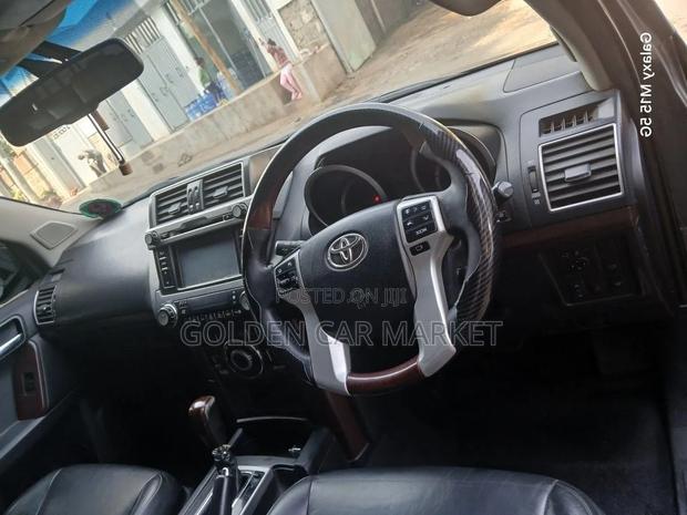 Toyota Land Cruiser 2015 Gray