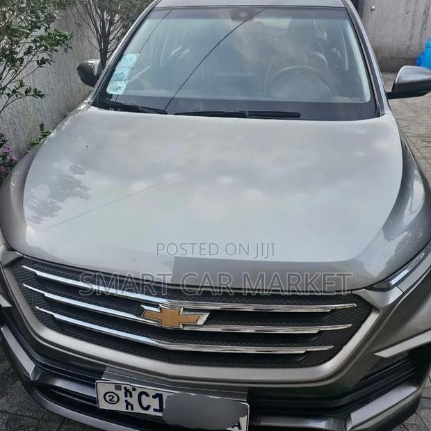 Chevrolet Captiva 2021 Gray