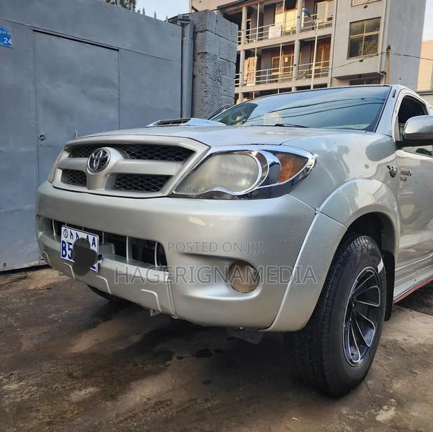 Toyota Hilux 2008 Silver