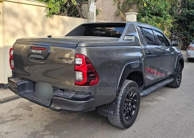 Toyota Hilux 2022