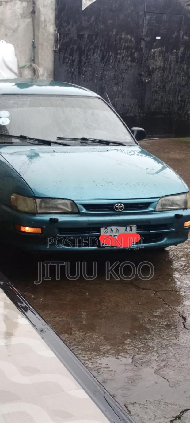 Toyota Corolla 1994 Blue