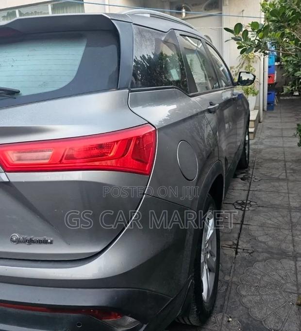 Chevrolet Captiva 2022 Gray