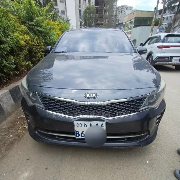 Kia K5 2016 Gray