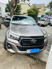 Toyota Hilux 2019 Gray for sale