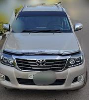 Toyota Hilux 2015 Gold for sale