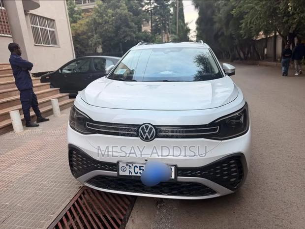 Volkswagen ID.6 2023