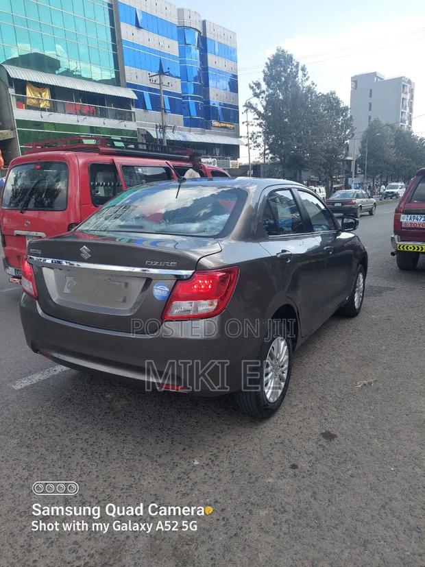 Suzuki Dzire 2022 Gray