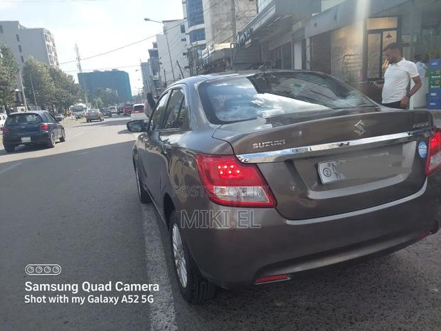 Suzuki Dzire 2022 Gray