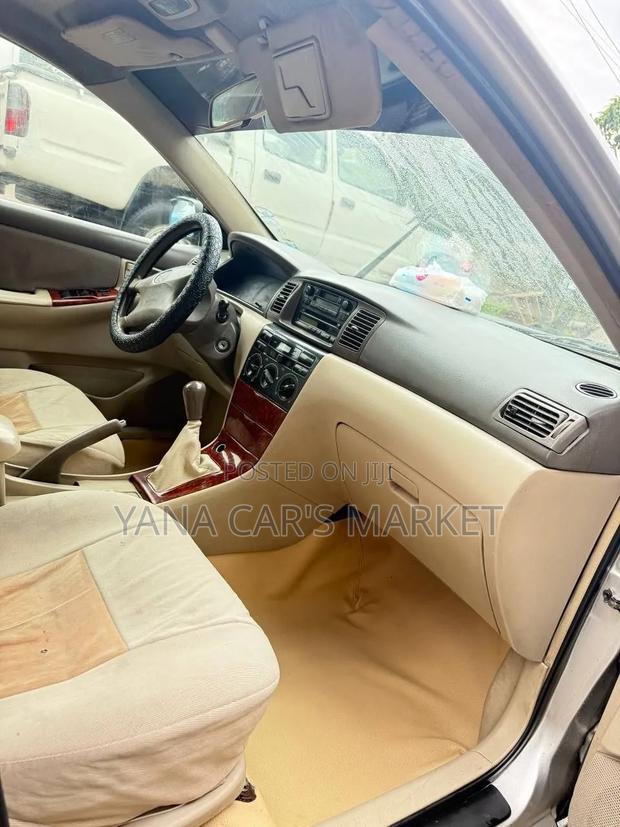 Toyota Corolla 2007 Gold
