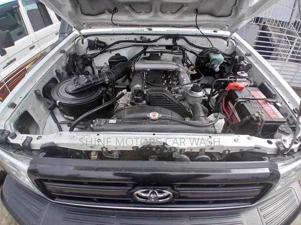 Toyota Land Cruiser 2020 White
