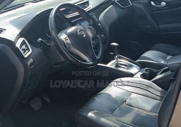 Nissan Qashqai 2016 Gray