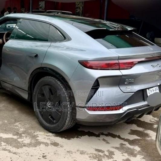 BYD Song L DM-i 2024 Silver