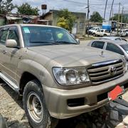 Toyota Land Cruiser 2002 Gold for sale