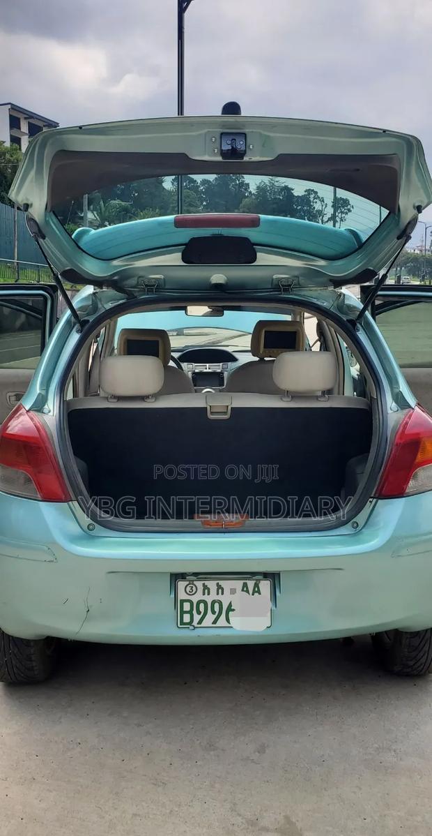 Toyota Yaris 1.3 2008 Green