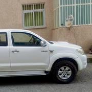 Toyota Hilux 2011 White for sale
