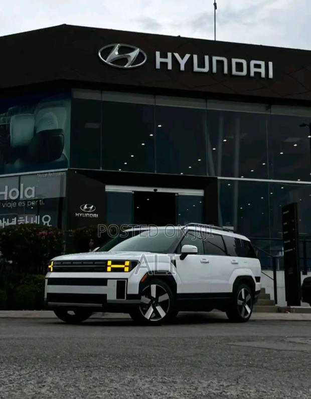 New Hyundai Santa Fe HEV 2025 Off white
